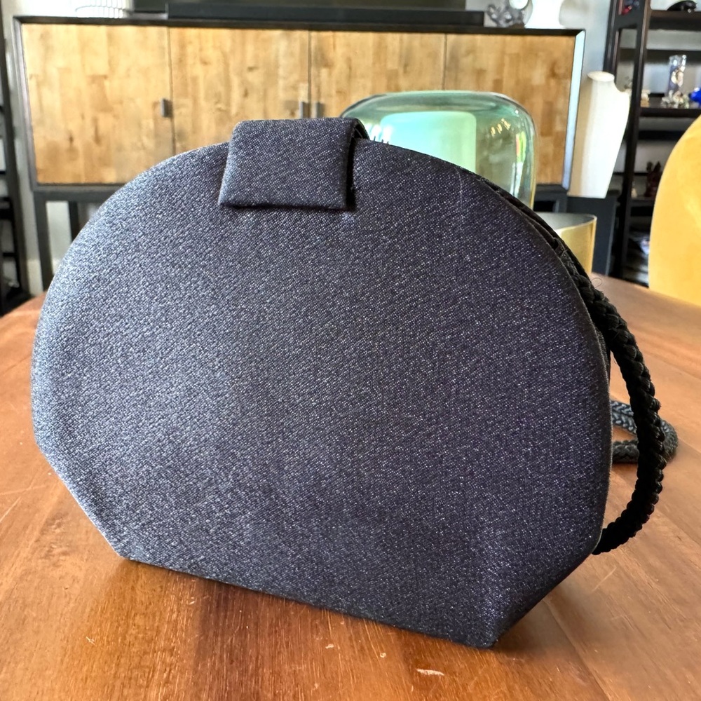 Bijoux Terner Black Clamshell Evening Bag - Picture 4 of 9